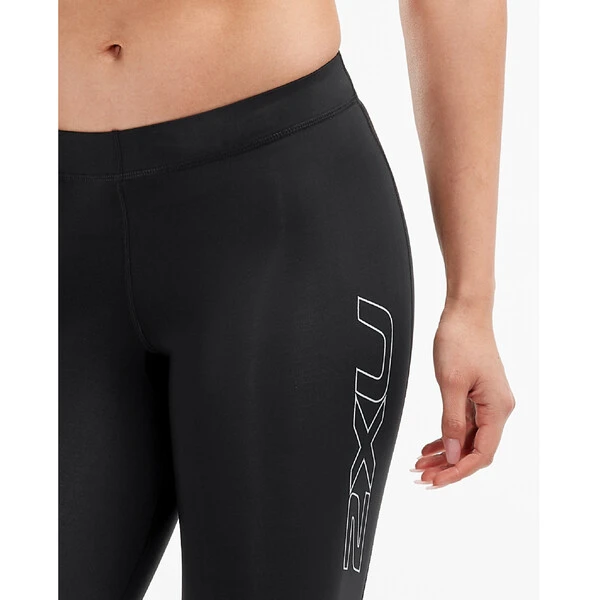 2XU COMPRESSION Women's 3/4 Leggings Black/Silver 2022 - Image 8