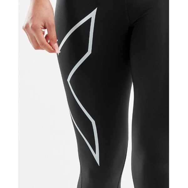 2XU COMPRESSION Women's 3/4 Leggings Black/Silver 2022 - Image 9